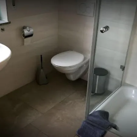 Weishaupt, Pfingstweider Str. 30 Apartamento